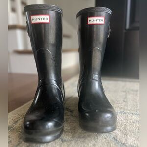 Hunter Originally Gloss Black boot size 39